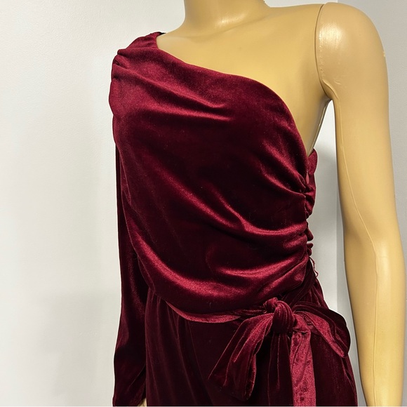 LULUS Burgundy Red Velvet Pantsuit One Shoulder Tie Waist Size XL - Picture 6 of 8